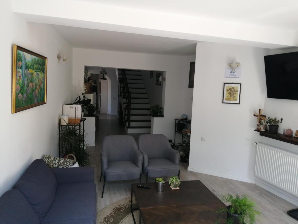 Bed and Breakfast Casa Scheiana Braszów Zewnętrze zdjęcie