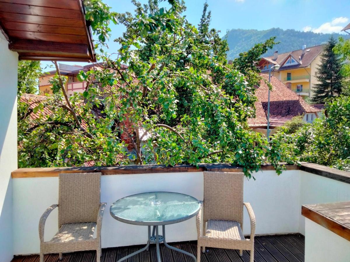 Bed and Breakfast Casa Scheiana Braszów Zewnętrze zdjęcie