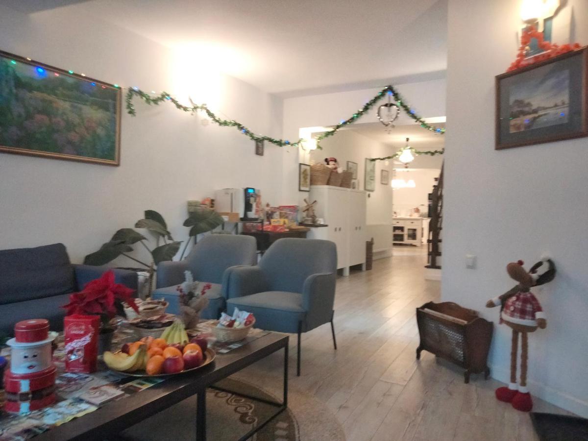 Bed and Breakfast Casa Scheiana Braszów Zewnętrze zdjęcie